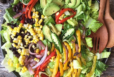 Veggie Fajita Salad with Spicy Avocado & Lime Dressing